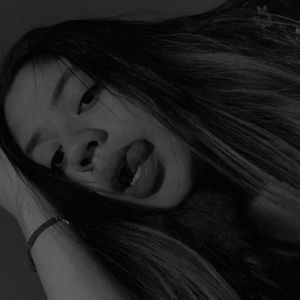 Meet your Posher, Alexia